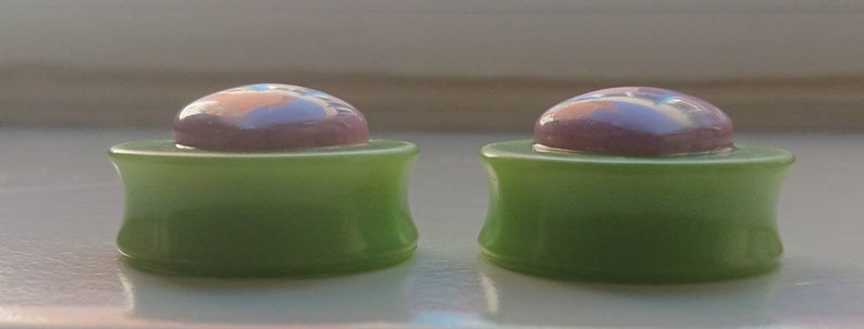 Green pearlescent with Big Heart embellishments resin plugs *PAIR*
