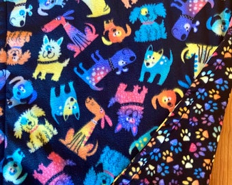 Multicolor Dogs and Paws Dog Blanket 28”x34”