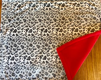 Cheetah pet blanket, medium pet blanket, fleece dog blanket, dog gift, Dog blanket, cat blanket, puppy gift, kitten gift, Christmas dog gift