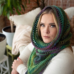 Hooded Cowl for Women - Crocheted Scarf with Hood - Bohemian Scarves - Green Bandana Scarf - Boho Cowl for Women - Trendy Scarf for Her