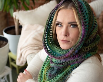 Hooded Cowl for Women - Crocheted Scarf with Hood - Bohemian Scarves - Green Bandana Scarf - Boho Cowl for Women - Trendy Scarf for Her