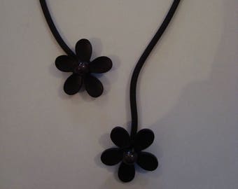 Necklace soft black flower