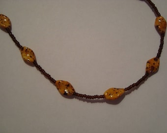 Mustard yellow and brown tones necklace