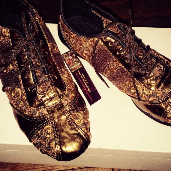 La bronze shoes sales