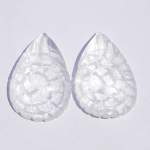 Natural Crystal Quartz Carved Nautilus Shell Carved Gemstone Shell Gemstone Pear shell Size 32X20 MM