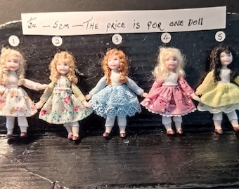 Miniature Dollhouse Dolls - 5 cm