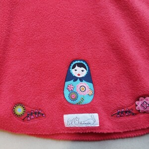 Kinder hoodie met sjaal van 18 maanden tot 2 jaar en een half in rood en groen fleece CLOCHADOUDOR afbeelding 6