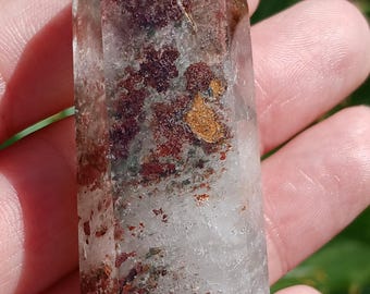 30g Small Beautuful Red Green Garden Ghost Phantom Lodolite Scenic Inclusion Quartz Crystal