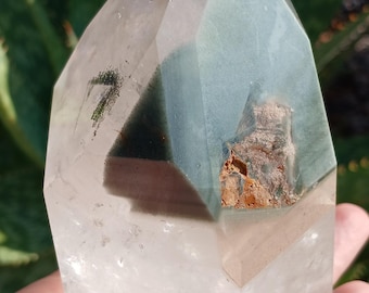 1.16LB Beautiful Natural Chunky Green White Garden Ghost Phantom Layer Mountain Scenic Inclusion Quartz Crystal Obelisk