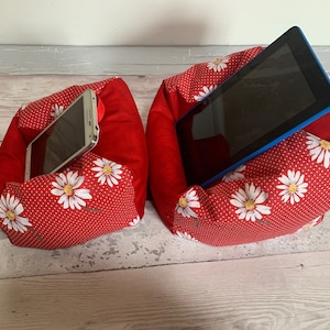 Daisy iPad Pro iPad Stand Beanbag Support Pillow Kindle Device E-Reader Tablet Cushion Desk Tidy Key Fob Iphone Holder Phone/Glasses Pouch