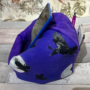 Raven Bats Gothic iPad Pro Cushion iPad Stand Tablet Beanbag Support Pillow Kindle Holder Device E-Reader Desktop Tidy Iphone Phone Case