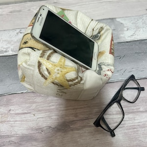 Beach Shells iPad Pro Cushion iPad Stand Tablet Beanbag Support Pillow Kindle Device Stand Nook E-Reader Desktop Tidy Iphone Phone Holder