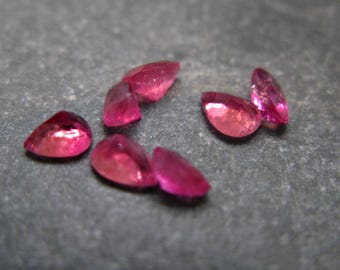 美しい希少宝石ビクスバイトレッドベリルエメラルドカボション、米国