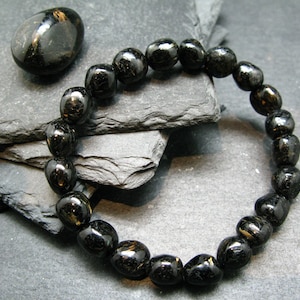 Nuumite Nuummite Genuine Bracelet 7 Inches 9mm Tumbled Beads image 1