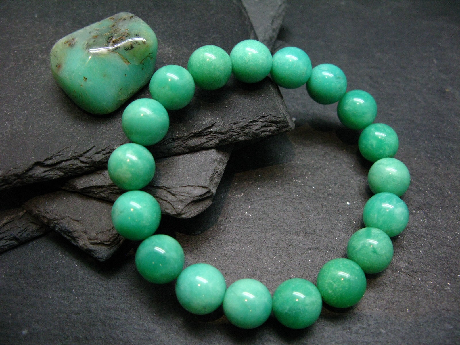 Chrysoprase Genuine Bracelet ~ 7 Inches ~ 10mm Round Beads Chrysoprase Genuine Bracelet ~ 7 Inches ~ 10mm Round Beads