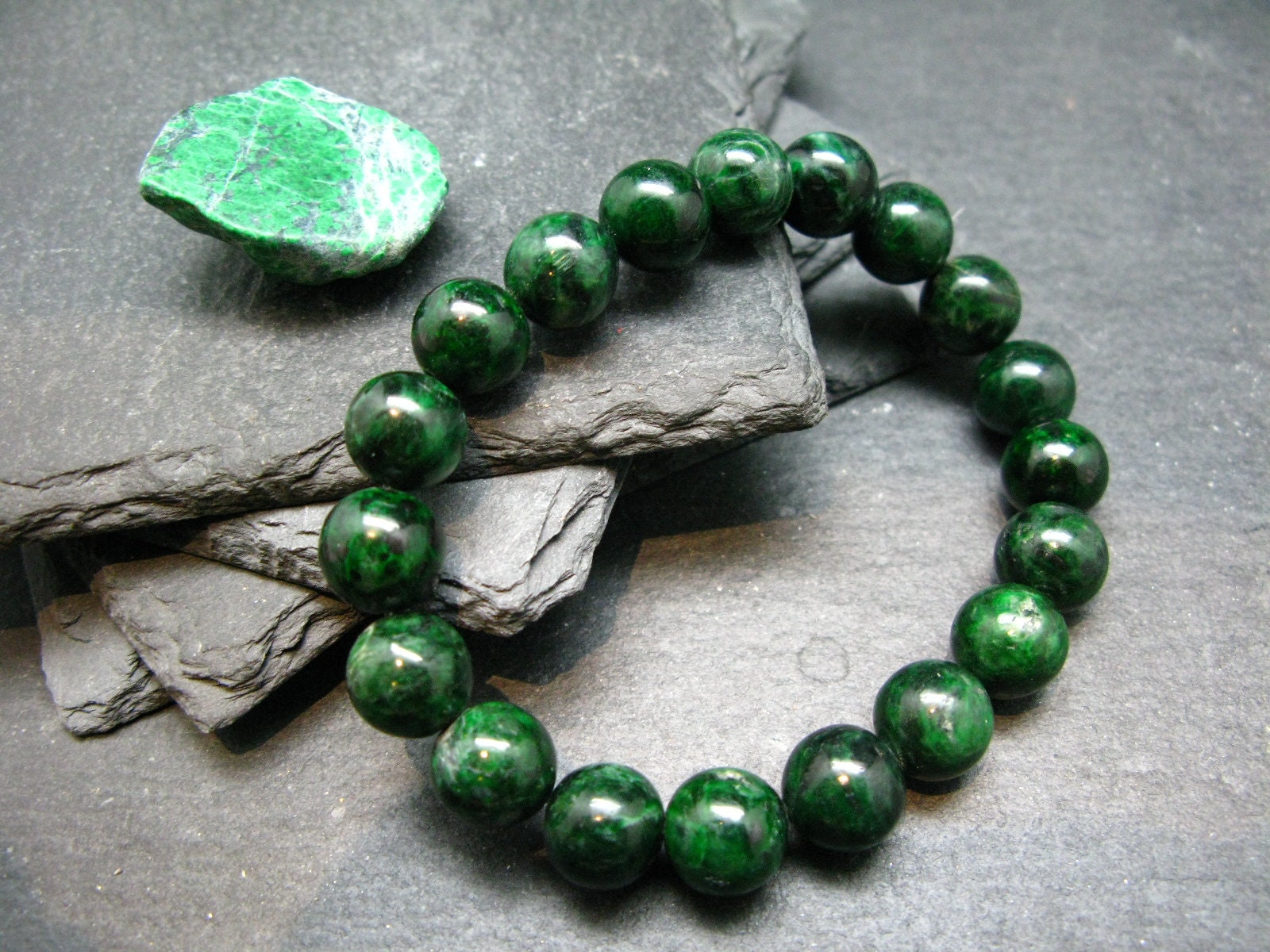 Maw sit sit beads deals