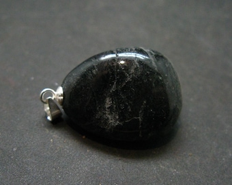 Rare ISUA Stone Silver Pendant From Greenland - 1.1" - 8.15 Grams