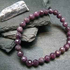 Purple Sapphire Genuine Bracelet ~ 7 Inches  ~ 6mm Round Facetted Beads