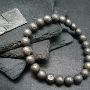 Meteorit Gibeon echtes Armband ~ 7 Zoll ~ 8 mm runde Perlen