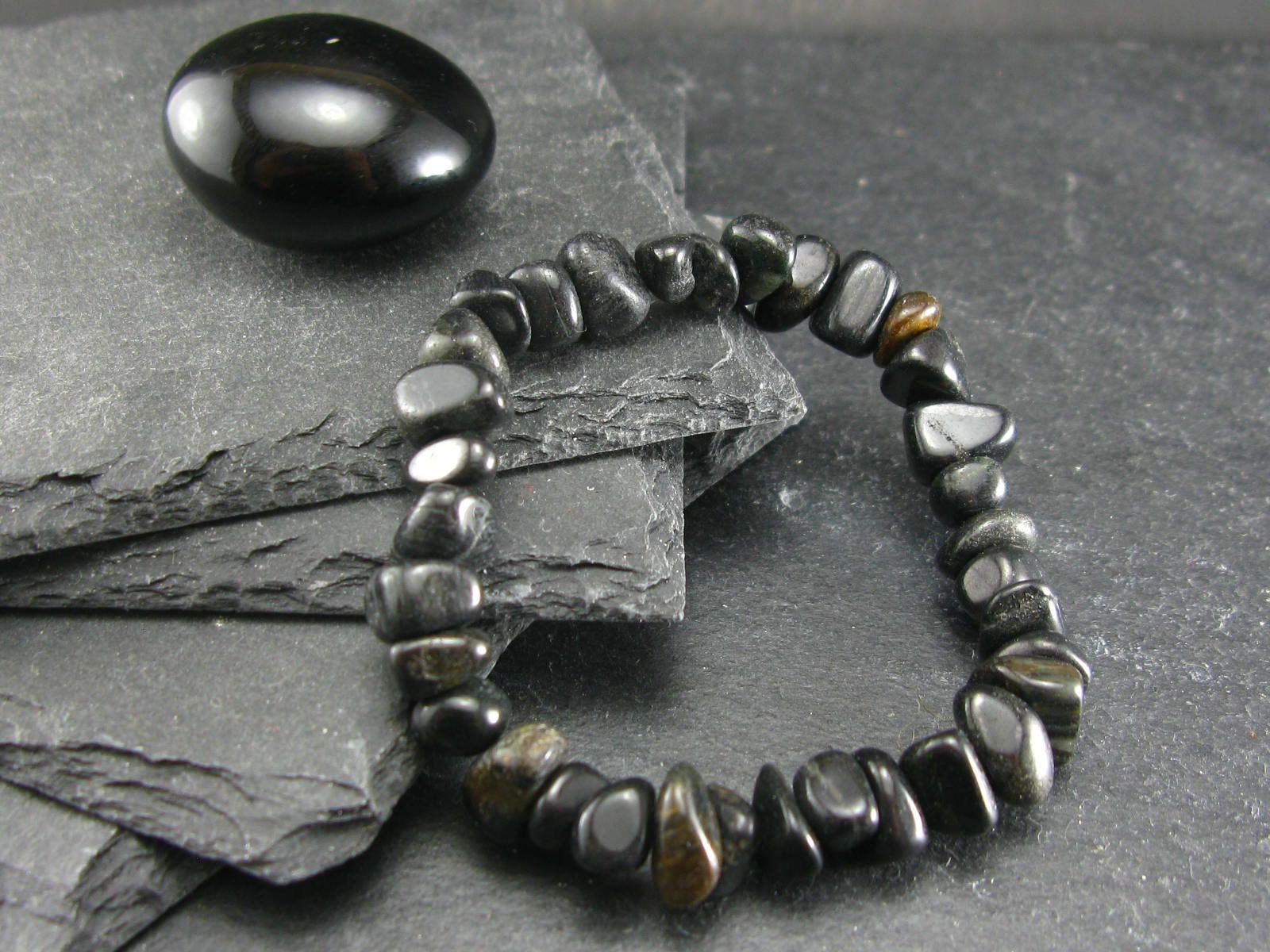 ISUA Rock Genuine Bracelet from Greenland ~ 7 Inches  ~ 10mm Tumbled …