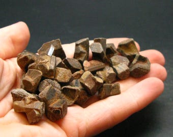 Lot of 25 Perfect Staurolite Crystals from USA - 53.45 Grams