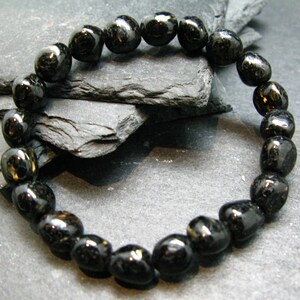 Nuumite Nuummite Genuine Bracelet 7 Inches 9mm Tumbled Beads image 3