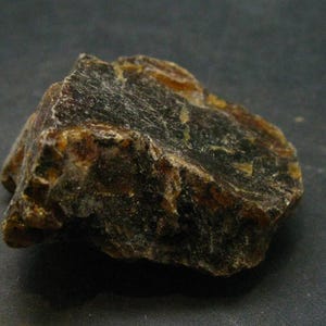 Rare Large Blue Amber Raw Piece Fluorescent From Indonesia - 1.5&quot; - 10.38 Grams