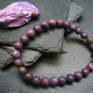 Stichtite Genuine Bracelet ~ 7 Inches  ~ 8mm Round Matte Beads