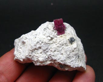 231 カボション ビクスバイト レッドベリル レッドエメラルド 231 カボション ビクスバイト レッドベリル レッドエメラルド ライオライト