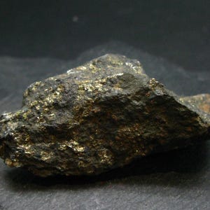 Healers Gold Pyrite With Magnetite Raw Stone From USA - 2.8&quot; - 112.28 Grams