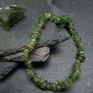 Rare Green Apatite Genuine Bracelet ~ 7 Inches  ~ 8mm Tumbled Beads
