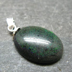 Rare Black Opal Sterling Silver Pendant From Australia - 0.9" - 1.53 Grams