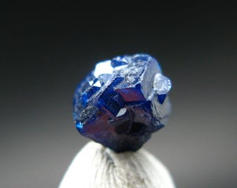 Bardzo rzadki kryształ boleitu w kształcie sześcianu z Meksyku - 8 mm - 3,22 karatów