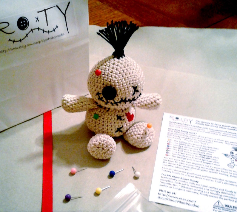 Voodoo Doll Gift Bag (hand-crocheted doll, 8 colored pins, instruction card & key ring); cutest amigurumi voodoo doll -- great gift idea! 