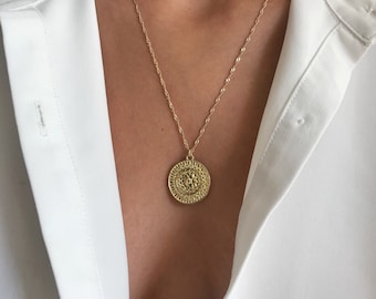 18K Gold Medallion Necklace, Dainty Coin Pendant, Minimalist Layering Necklace, Gift For Her