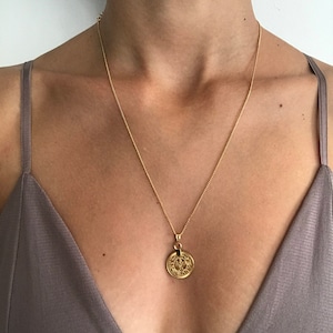 Delicate disk 14k gold necklace, dainty gold coin pendant, gold medallion necklace , minimalist gold coin necklace, small disk necklace image 1