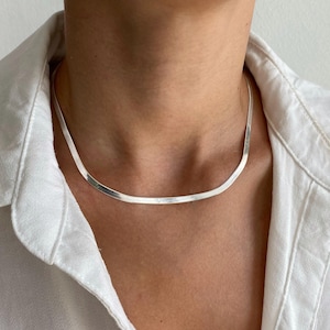 Collana a strati con catena piatta a serpente in argento sterling 925 massiccio, spina di pesce da 4 mm