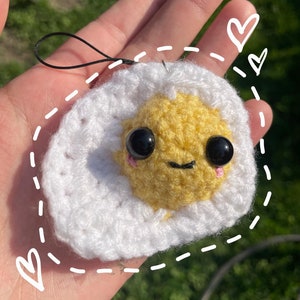 Llavero de huevo frito tejido a crochet