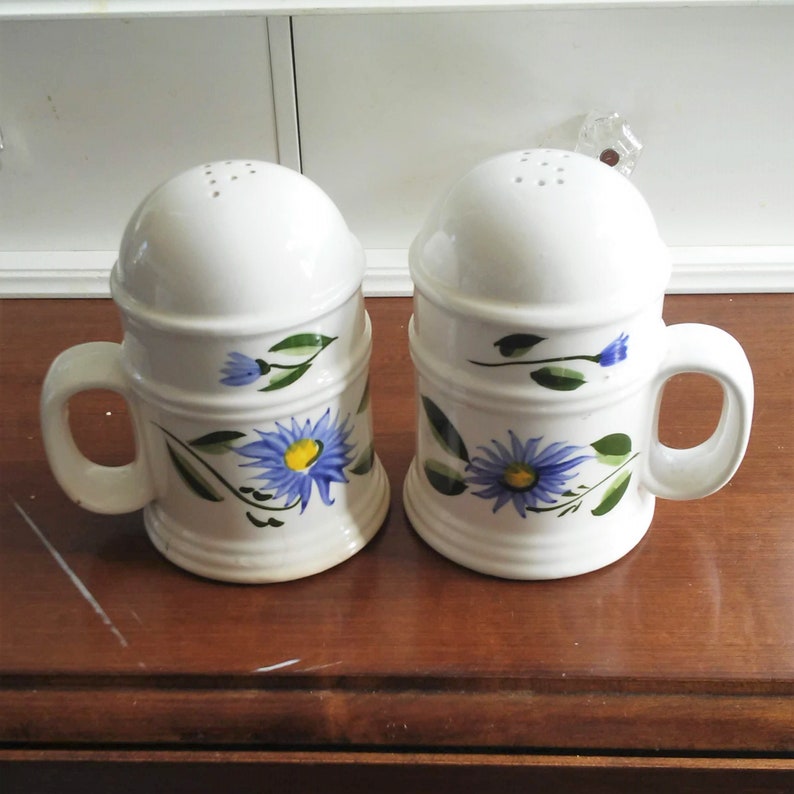 VINTAGE Ceramic Salt and Pepper Farmhouse Decor Housewarming Gift