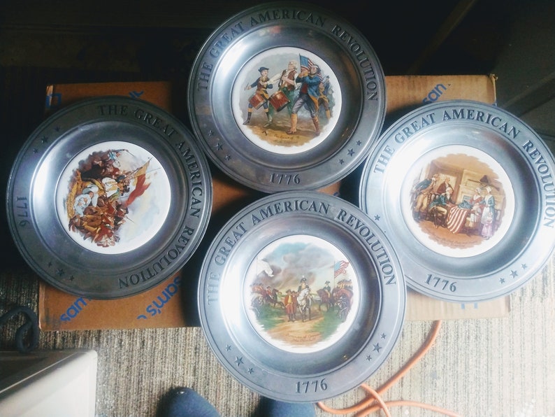4 VINTAGE American Revolution Pewter Plates Set of 4 Home Decor image 5