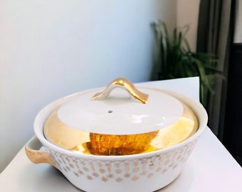 VINTAGE Hall casserole dish with gold lace accents a timeless addition to your kitchen MCM  Hall "Flare Ware" baking dish with classic style