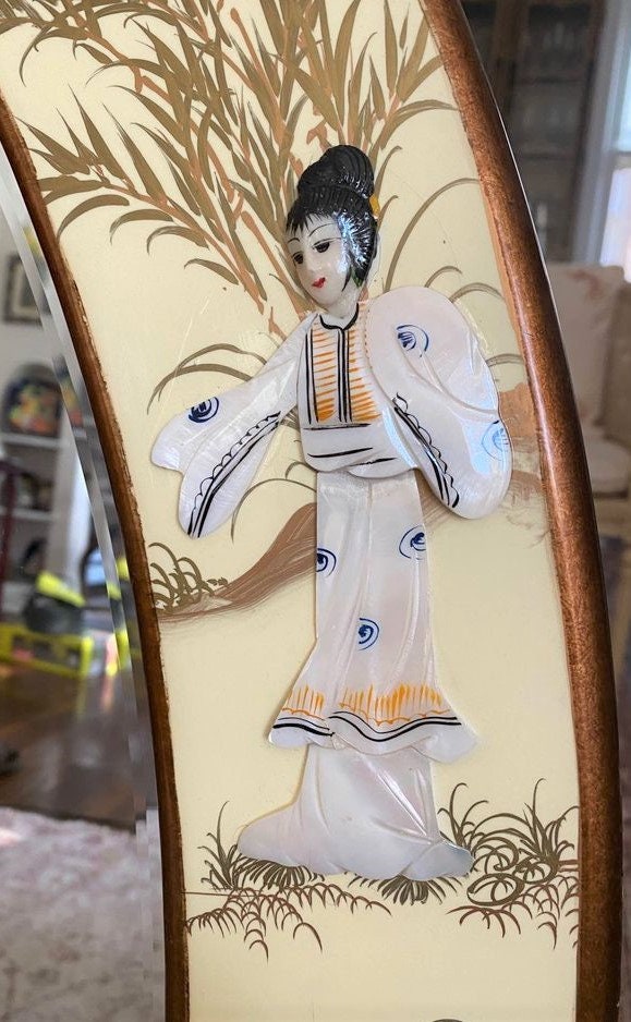 Traditional Geisha Mirror VINTAGE Mirror With Geisha Figures and Pearl Inlay Handcrafted Oriental ...
