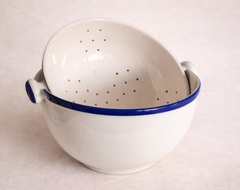 Vintage Le Cordon Bleu Portugal Ceramic Colander Nesting Bowl Set Blue Rim