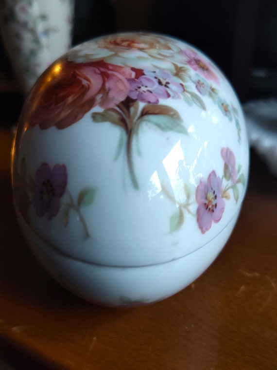Vintage Limoges porcelain egg box Hand-painted Li… - image 6