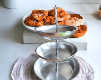 VINTAGE Three-level stainless steel presentation tray Stainless steel hors d'oeuvres tray Three-layer stainless steel party tray