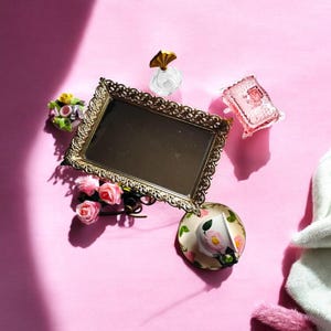 VINTAGE Gold Mirror Dressing Table Mirror Retro Tabletop Mirror Hollywood Regency Mirror Brass Filigree Mirror Shabby Chic Mirror (3 Styles)