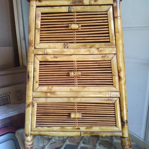 Chinoiserie Table Asian Style Natural Bamboo Nightstand.