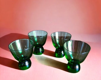 Iconische MCM groene glaswerkcollectie met hartelijke glazen met zware bodem Klassieke retro groene hartelijke borrelglaasjes met zware bodems