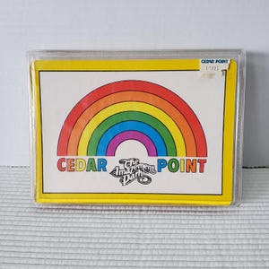 Grande boîte en plastique de cartes à jouer de Cedar Point L'arc-en-ciel de souvenir de parc d'attractions