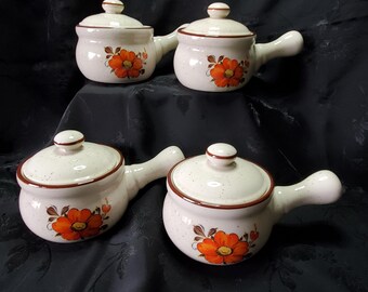 4 French Onion Soup Bowls Stoneware Vintage Orange Mod Floral MCM Handle Lids